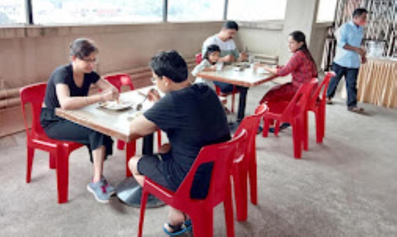 Hotel Maratha Residency,Ratnāgiri エクステリア 写真