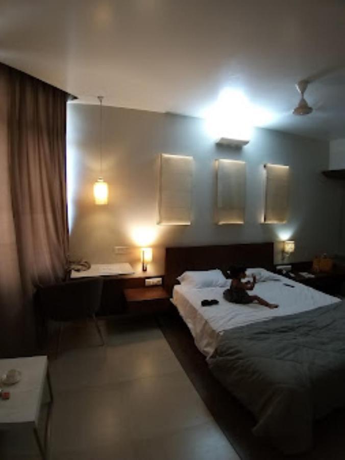 Hotel Maratha Residency,Ratnāgiri エクステリア 写真